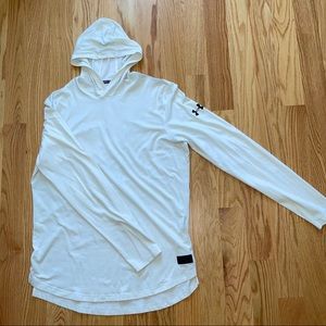 UNDER ARMOUR HOODIE